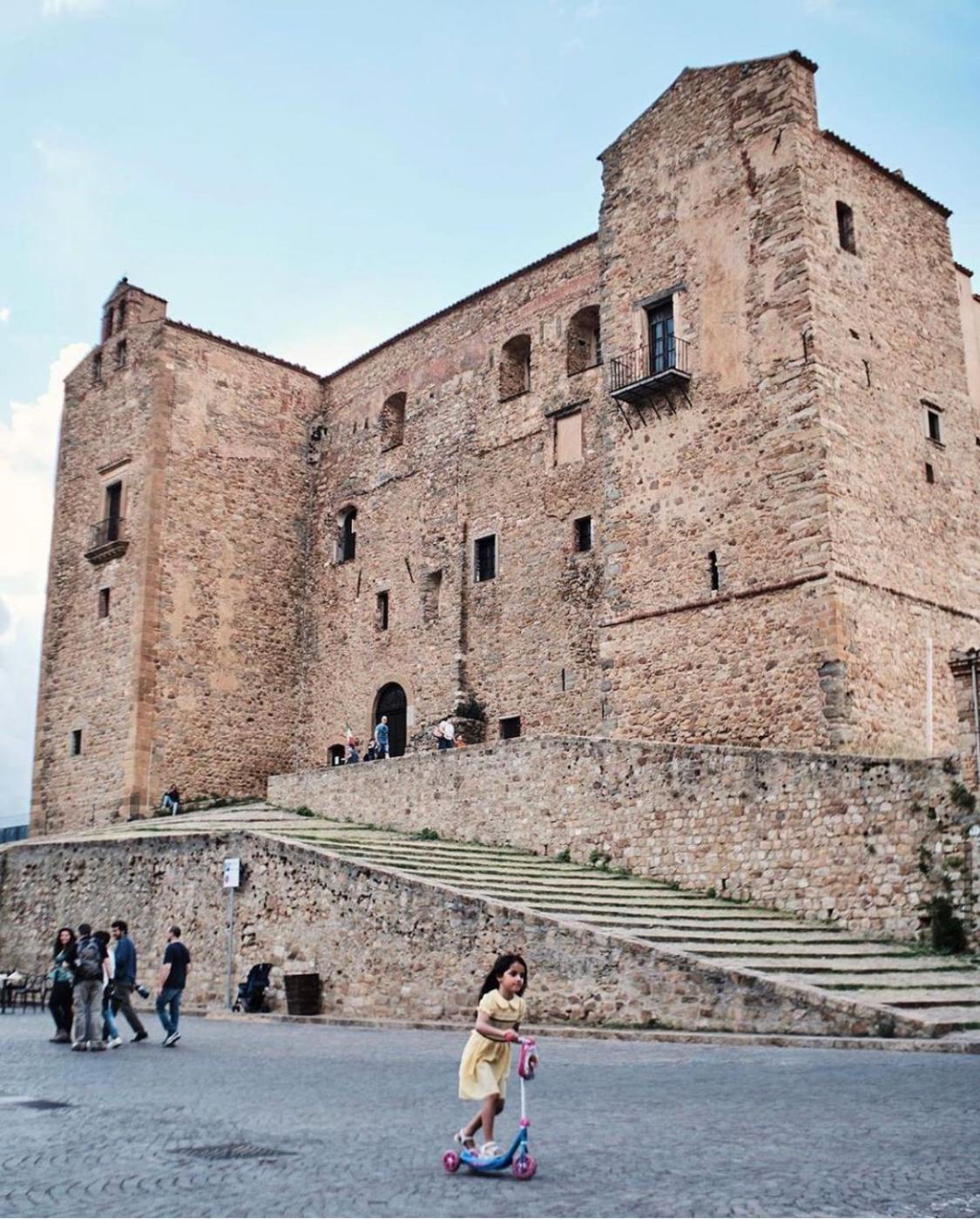 Aparthotel Porta San Paolo House Castelbuono  Exteriér fotografie
